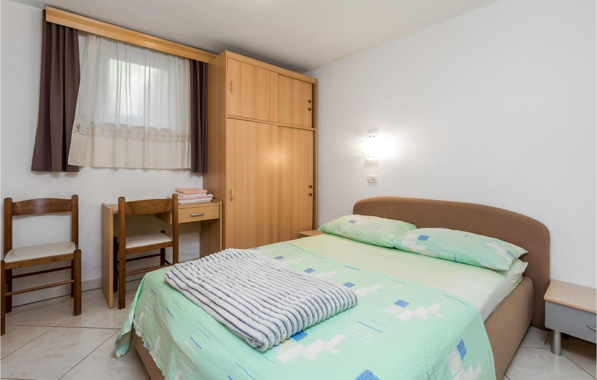 Beach Front Apartment In Punta Kriza With Kitchen 외부 사진